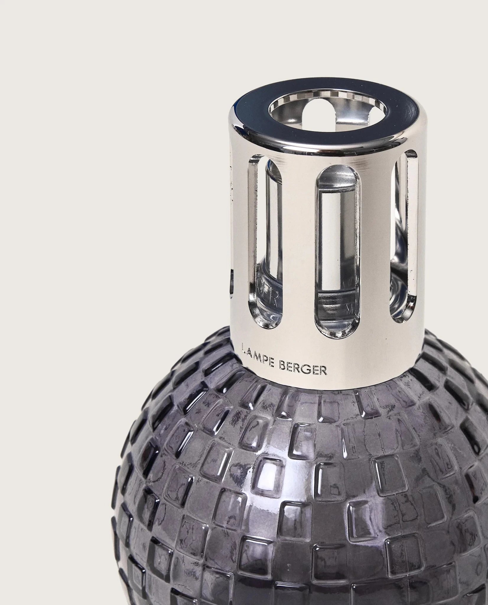 Lampe Berger Disco Grau - Pudriger Amber von Maison Berger