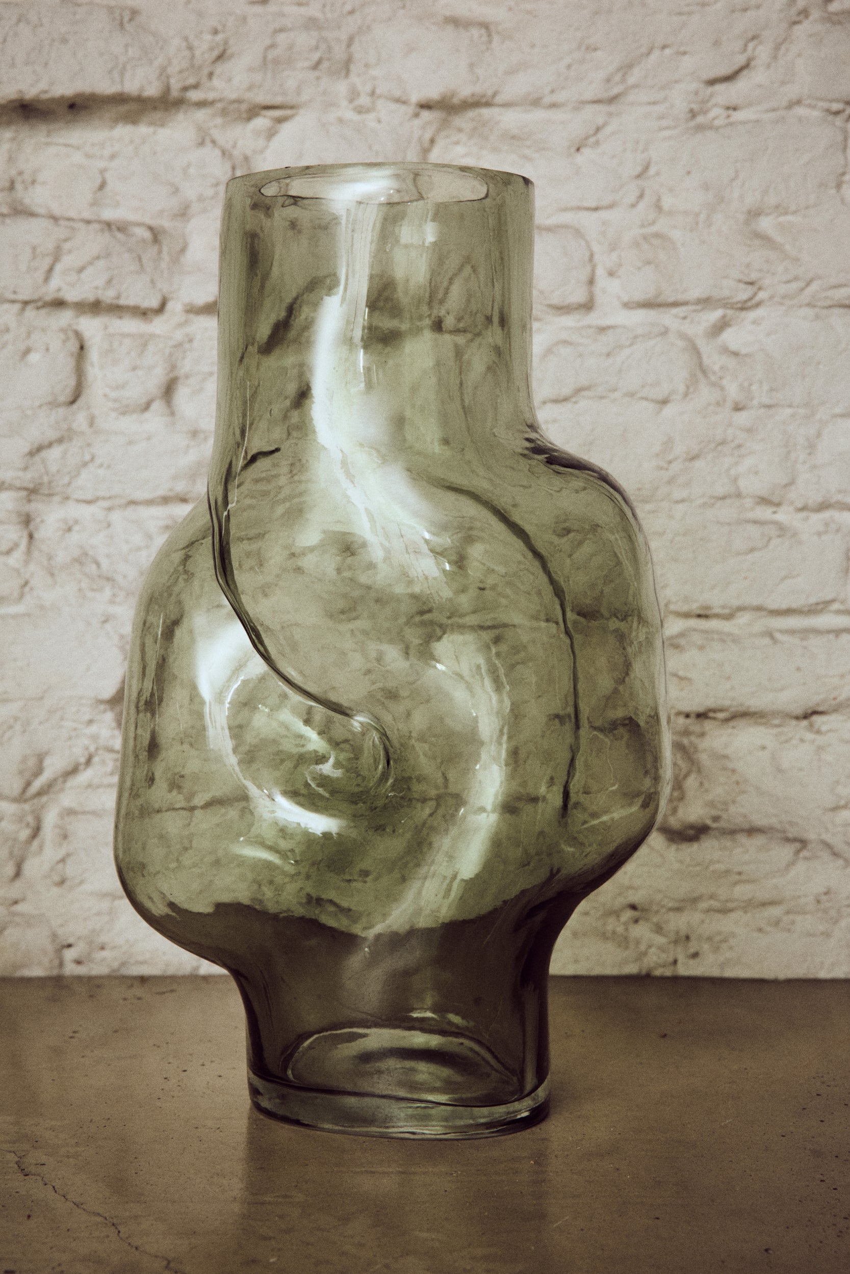 Vase Gleam, olive