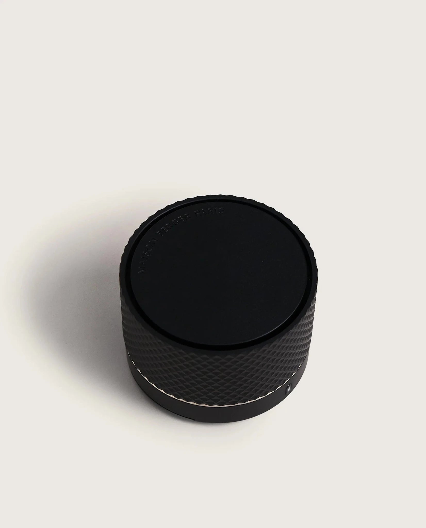 Portable Aroma Diffuser Nomade Schwarz - Leckere Vanille von Maison Berger