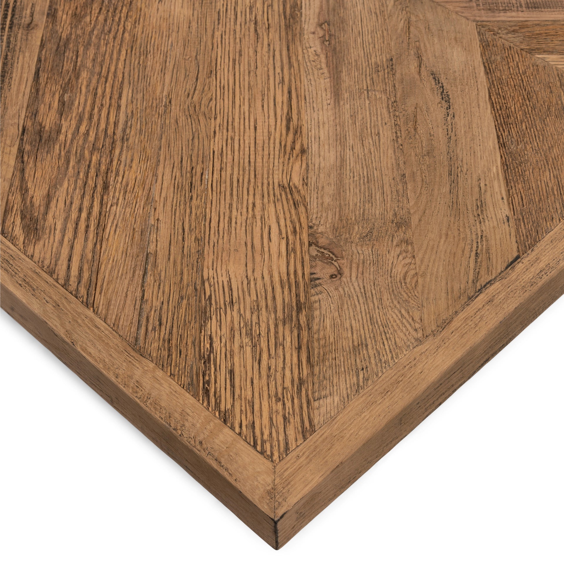 https://dam.dutchinterior.com/riviera-maison/collection/tafels/468490/1920/468490-3.webp