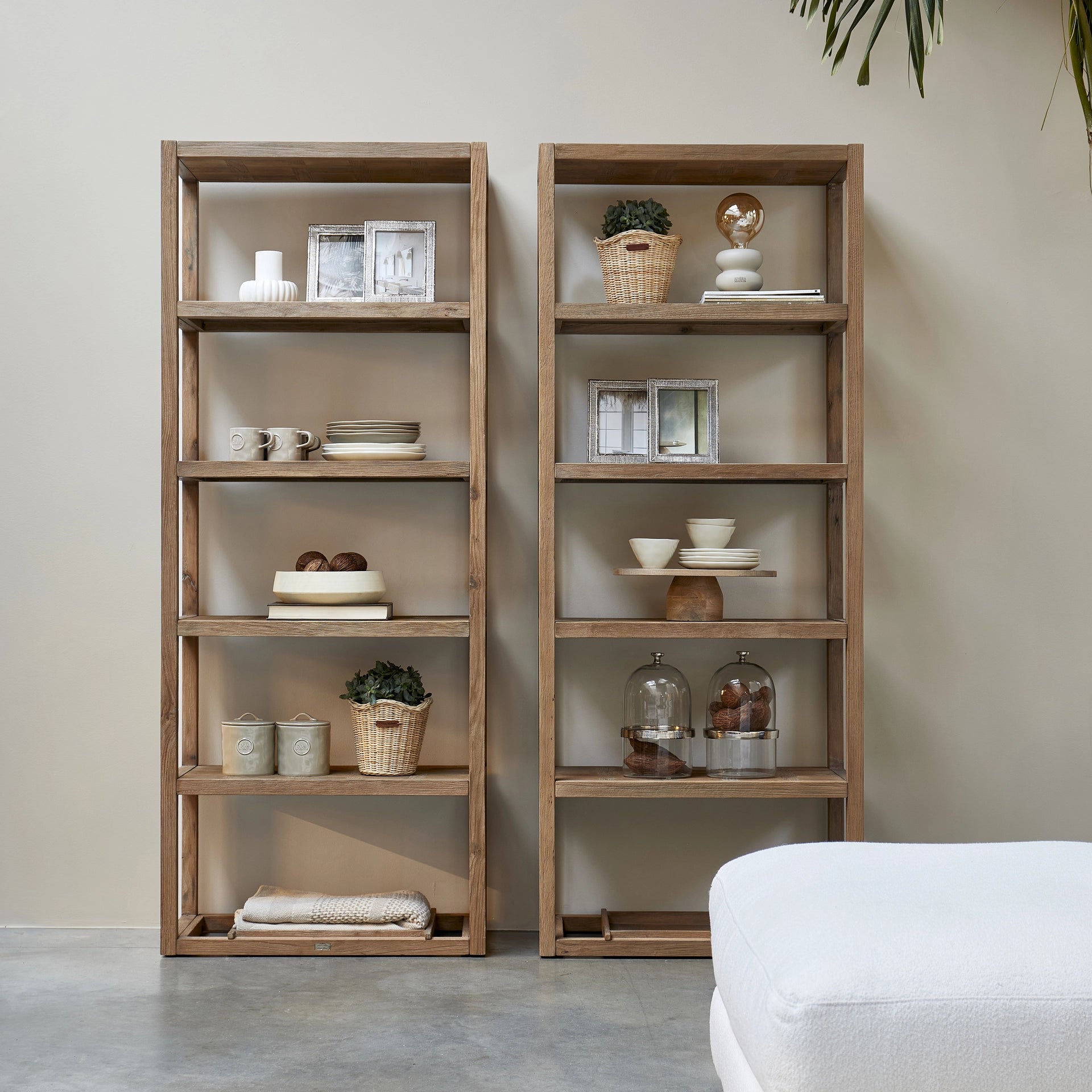 https://dam.dutchinterior.com/riviera-maison/collection/kasten/532680/1920/532680-1.webp