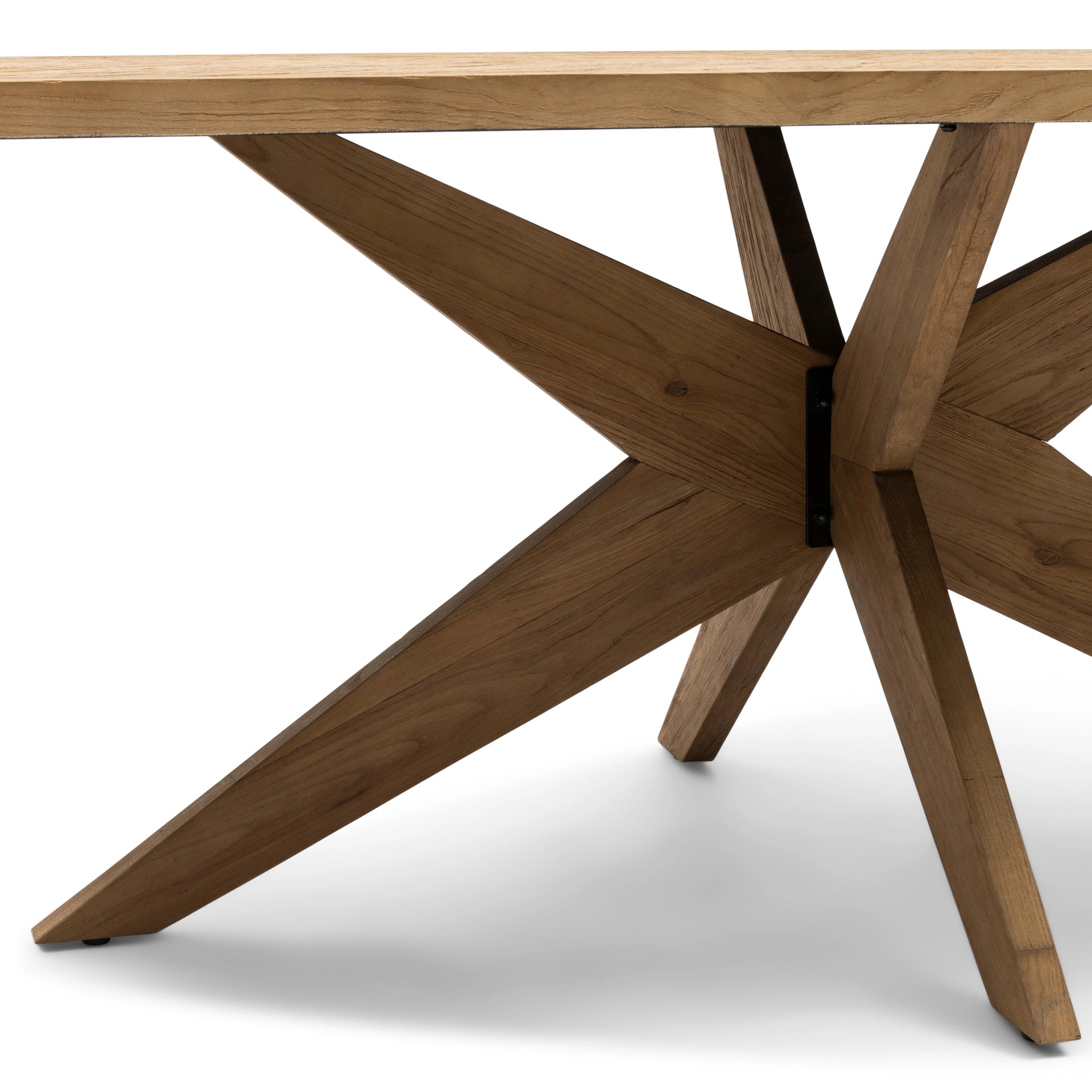 https://dam.dutchinterior.com/riviera-maison/collection/tafels/532930/1920/532930-2.webp