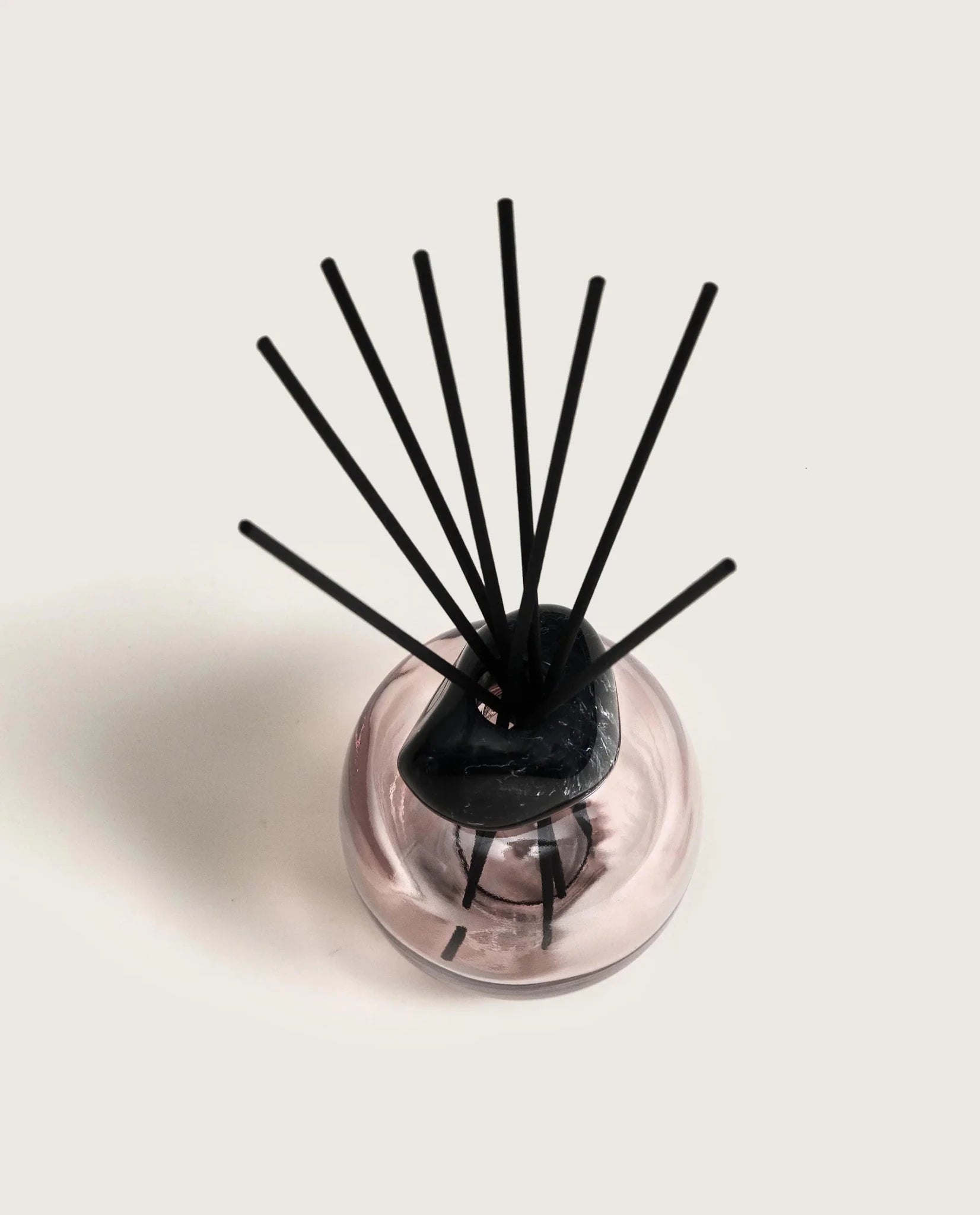 Raumduft Diffuser Mineral Rosa/Schwarz - Liliflora von Maison Berger