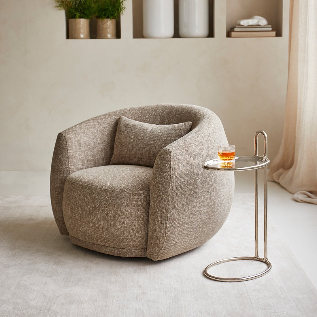 Drehsessel Leonardo AC Bright Taupe von Rivièra Maison