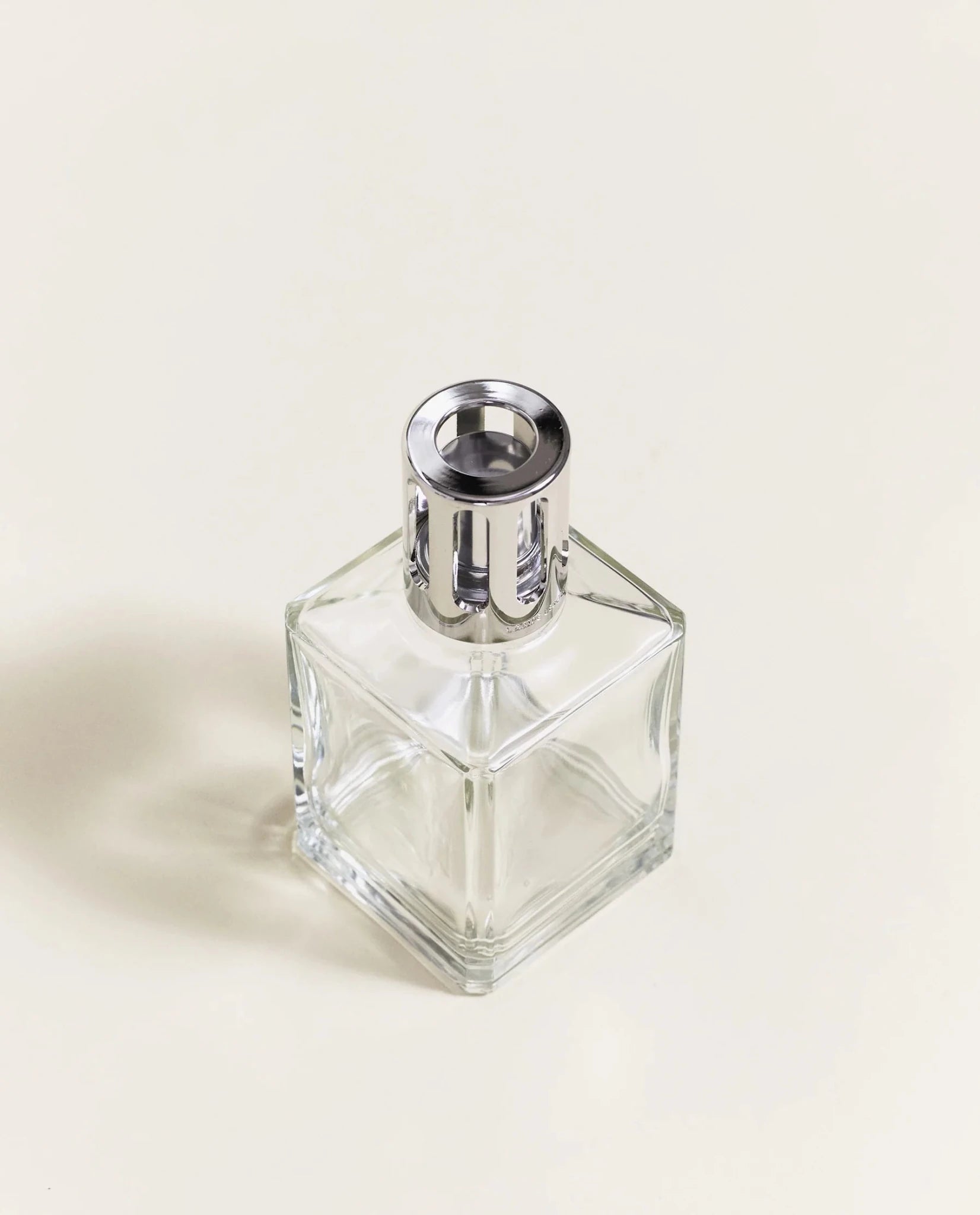 Lampe Berger Essentielle Cube mit Duft Ocean Breeze (250 ml) & AIR PUR Neutral (250 ml) von Maison Berger