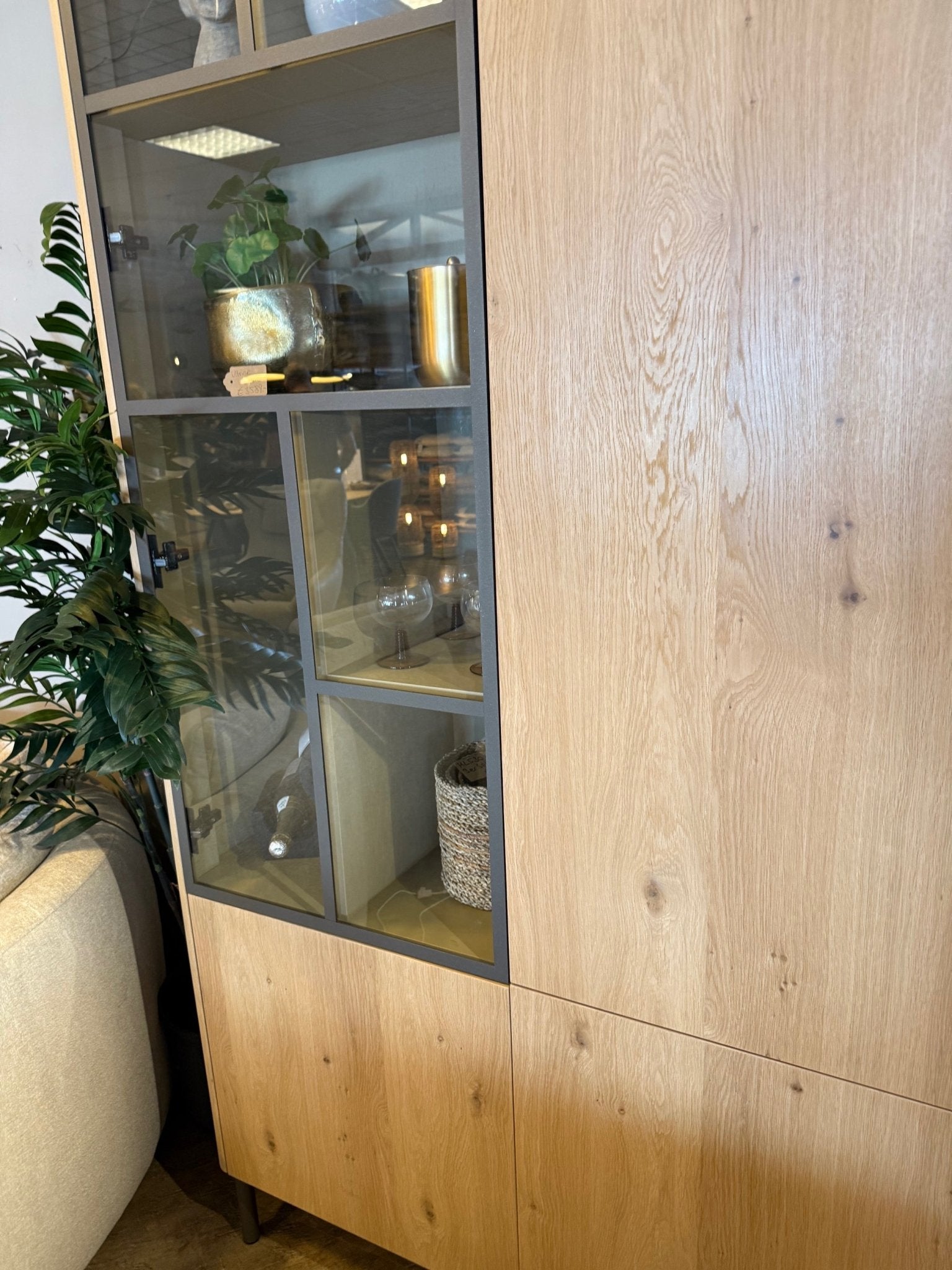 Vitrinenschrank Milano 125x230 cm von Vermeer Meubelen
