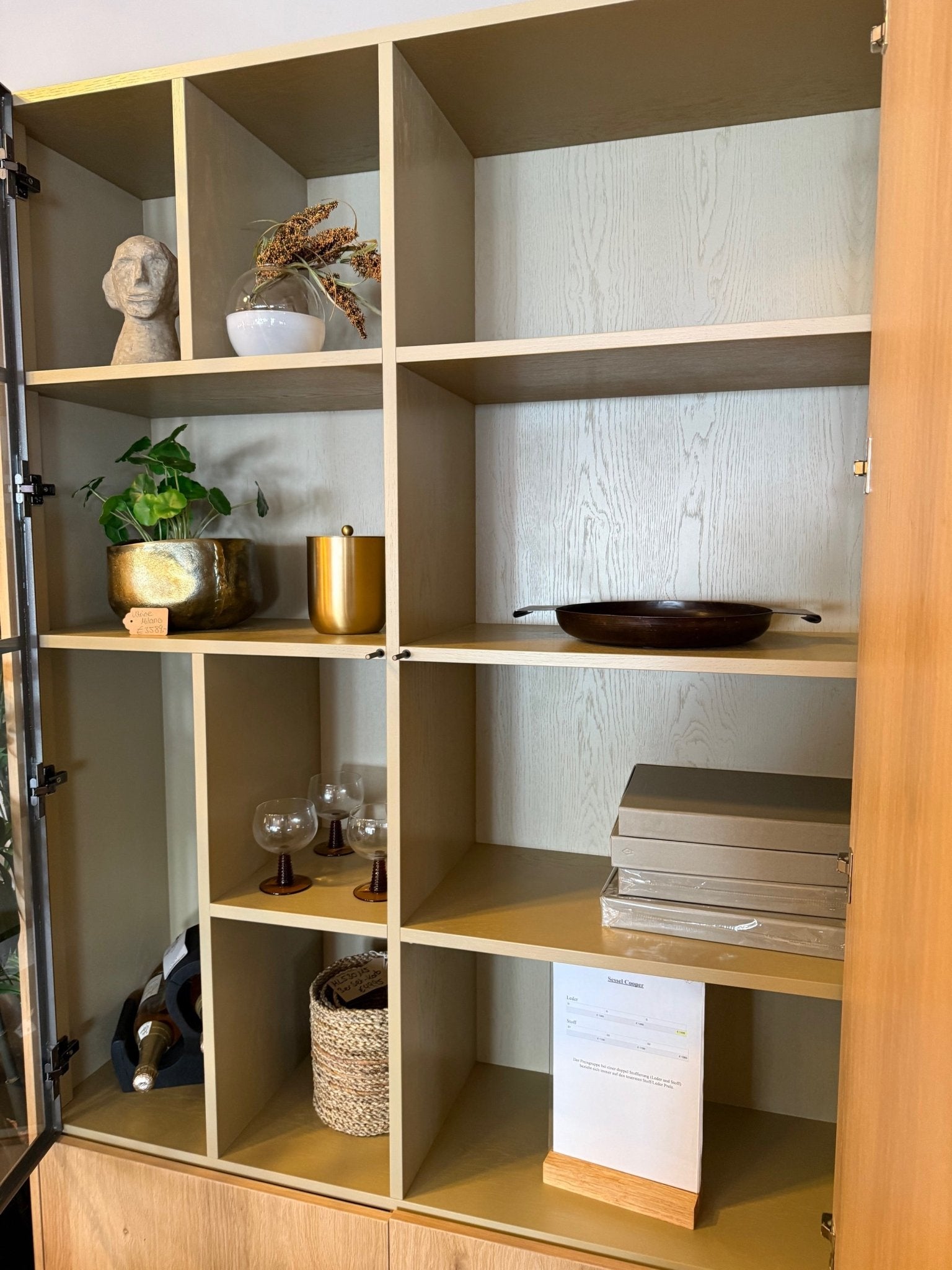 Vitrinenschrank Milano 125x230 cm von Vermeer Meubelen