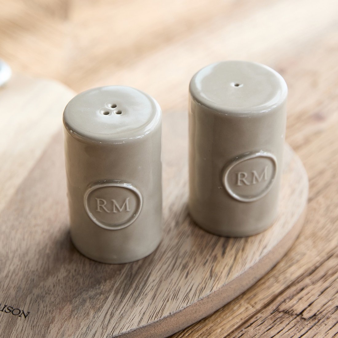 Portofino Salt & Pepper Set flax von Rivièra Maison