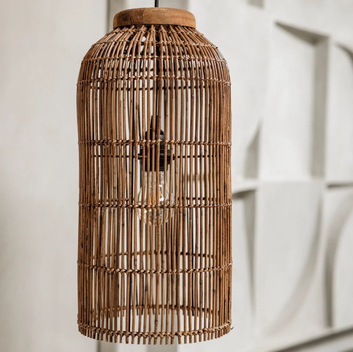 Pendelleuchte Aura Slimm Rattan, Braun von d - Bodhi