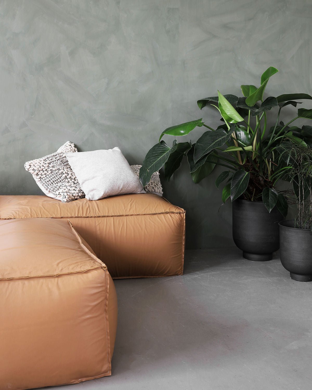 Blumentopf Vig, grau, Set von 2 von House Doctor
