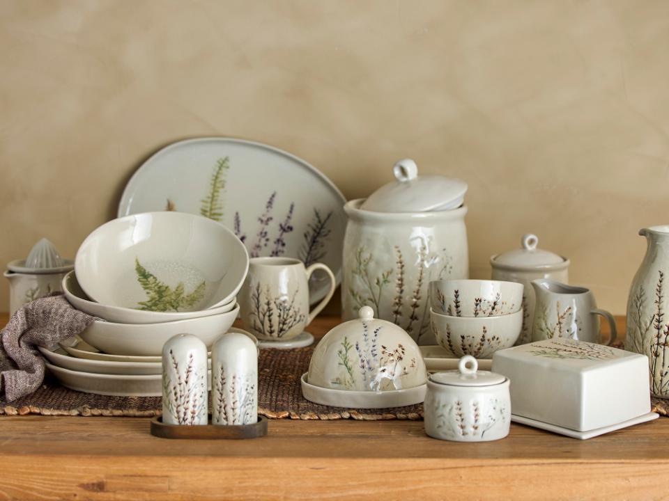 Butterdose Bea, Steingut, Natur von Bloomingville