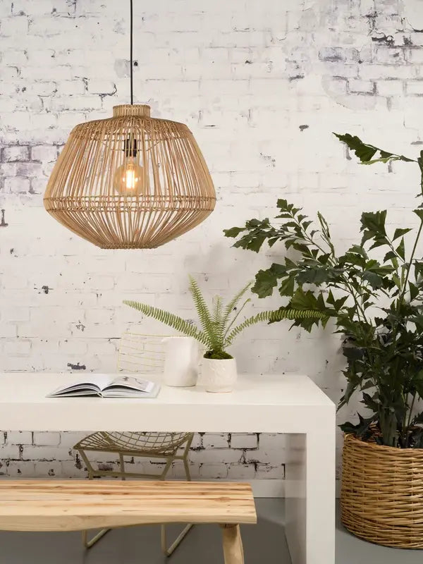 https://cdn.webshopapp.com/shops/321911/files/488032954/600x800x2/good-mojo-good-mojo-hanglamp-madagascar-naturel.jpg