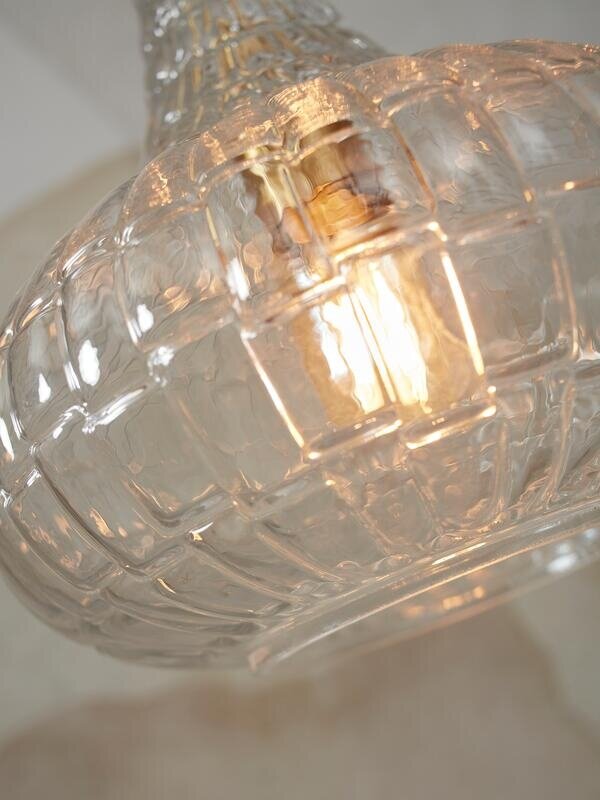 https://cdn.webshopapp.com/shops/321911/files/454015110/600x800x2/its-about-romi-its-about-romi-hanglamp-venice-tran.jpg