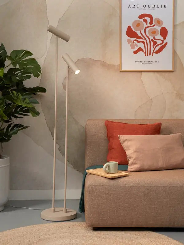https://cdn.webshopapp.com/shops/321911/files/488029652/600x800x2/its-about-romi-its-about-romi-vloerlamp-havana-zan.jpg