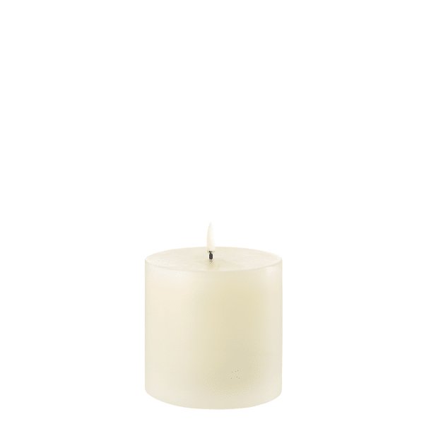 LED Stumpfkerze Ivory Smooth, Ø 10,1 x 15 cm von Uyuni