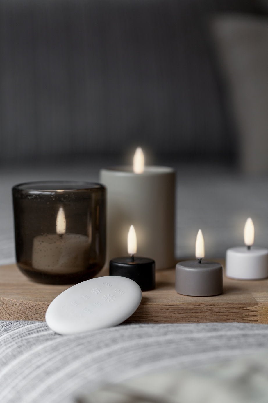 LED Teelicht 400~, Ivory wax, Smooth, Ø 4 x 2,5 cm von Uyuni