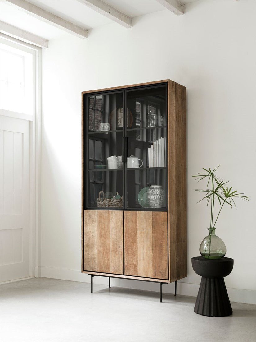 Metropole Vitrinenschrank small von DTP Home