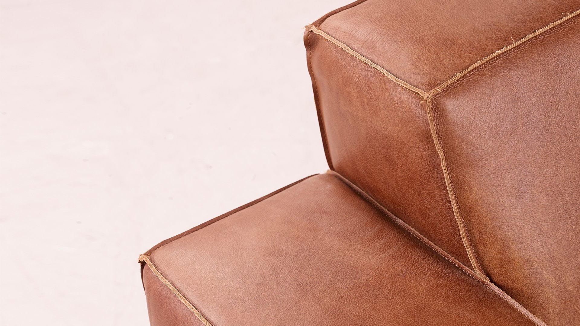 Sofa Nomad von Cartel Living