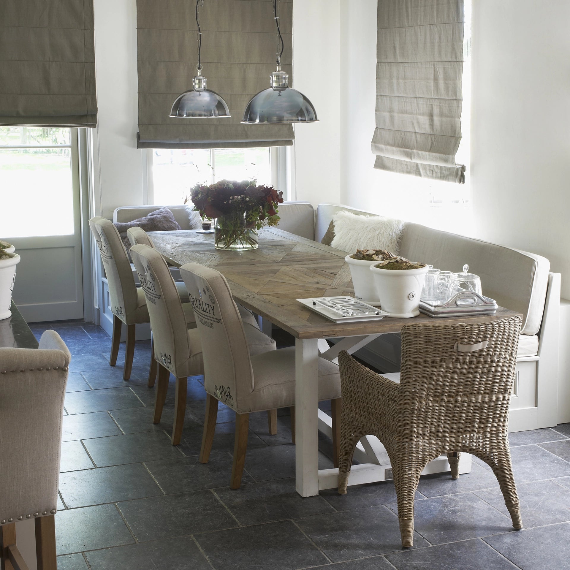 Chateau Chassigny Dining Table 220x100 von Rivièra Maison