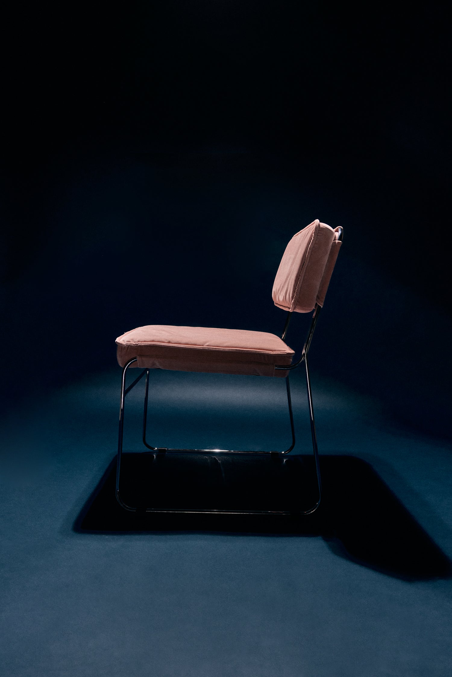 https://www.hkliving.com/media/nifaolrz/2026_additions_hkliving_dining_chairs_lr_07.jpg