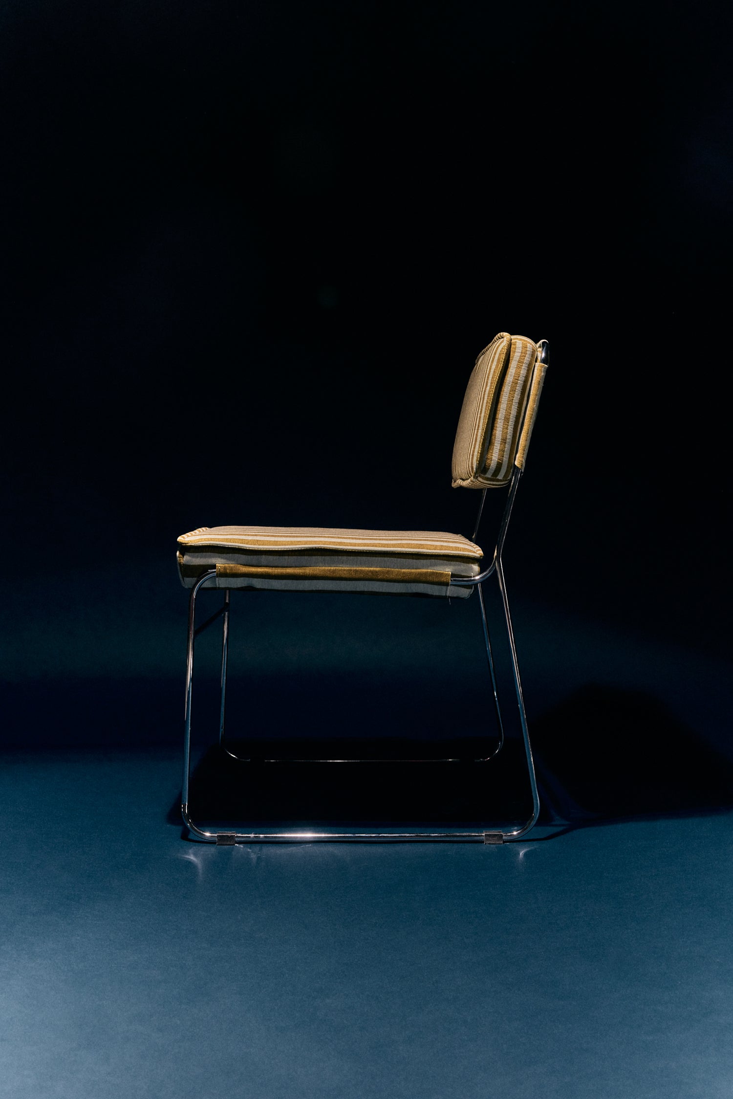 https://www.hkliving.com/media/mkbhgycb/2026_additions_hkliving_dining_chairs_lr_19.jpg