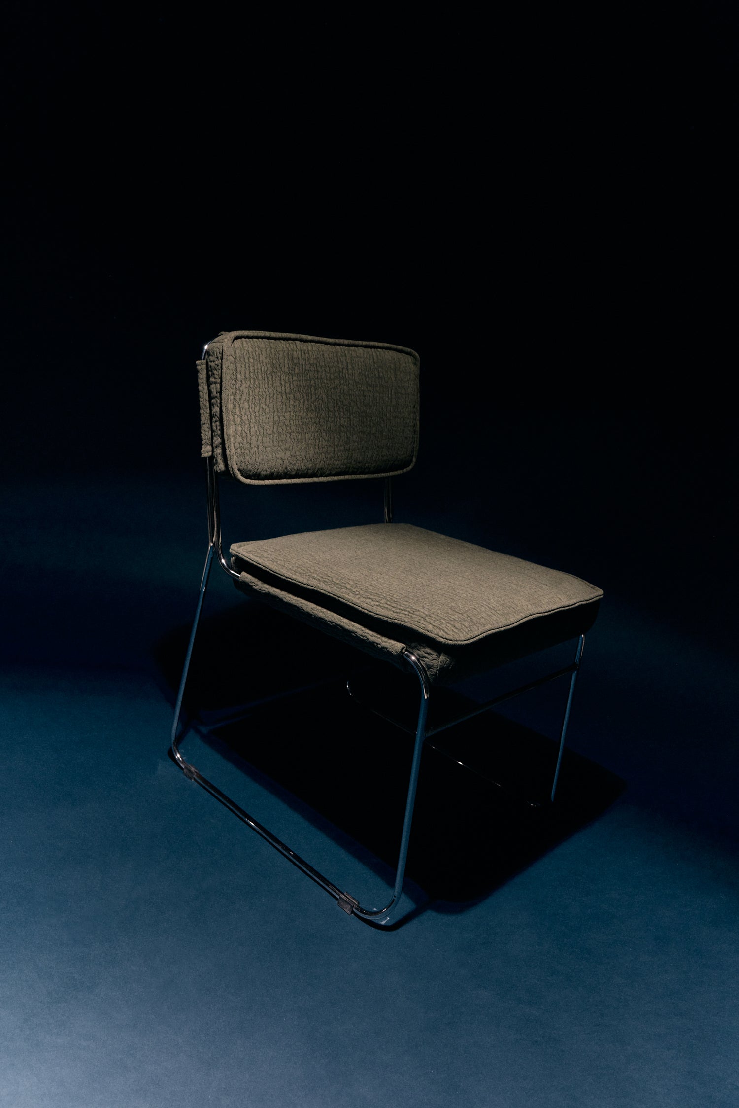 https://www.hkliving.com/media/yhzo1cpp/2026_additions_hkliving_dining_chairs_lr_20.jpg