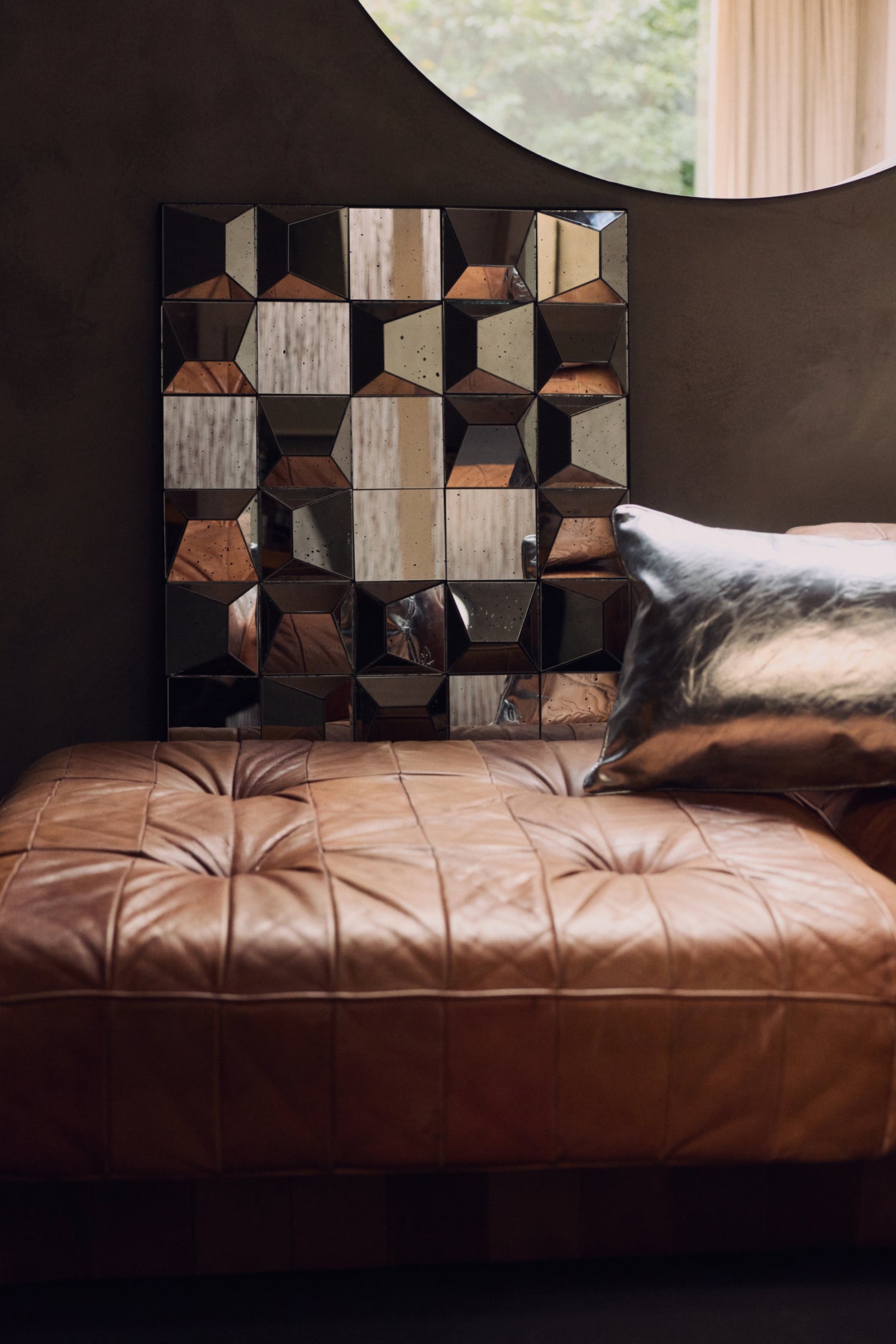 Relief mirror 85x60cm von HKliving