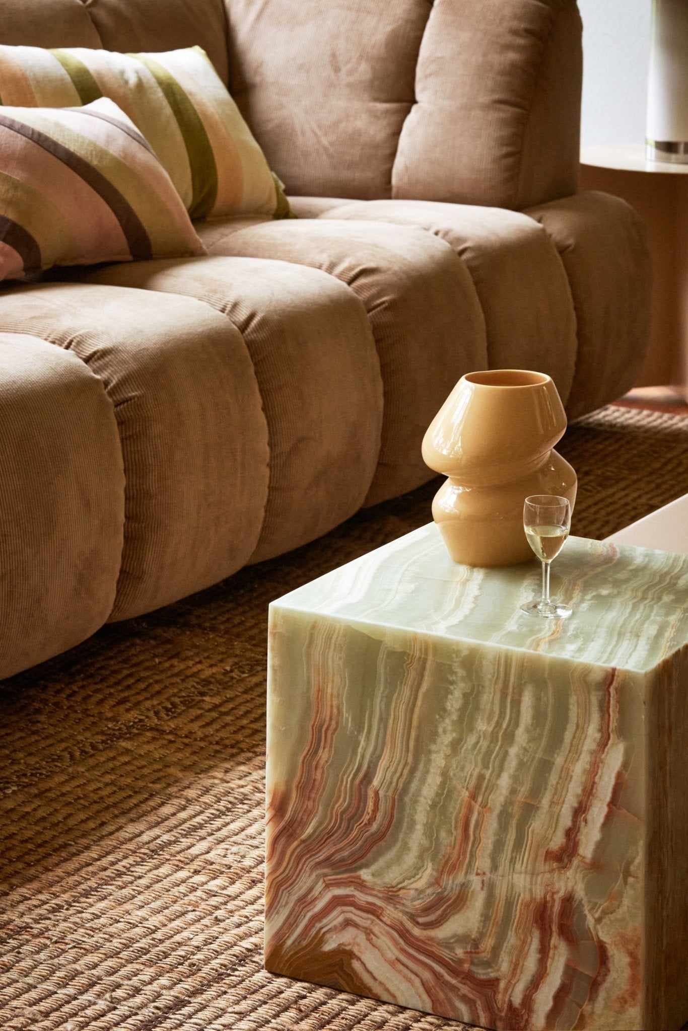 Onyx - Marble - Block - Tisch von HKliving