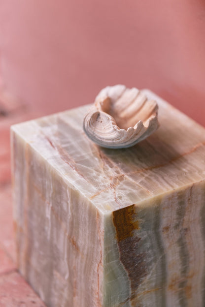 Onyx - Marble - Block - Tisch von HKliving