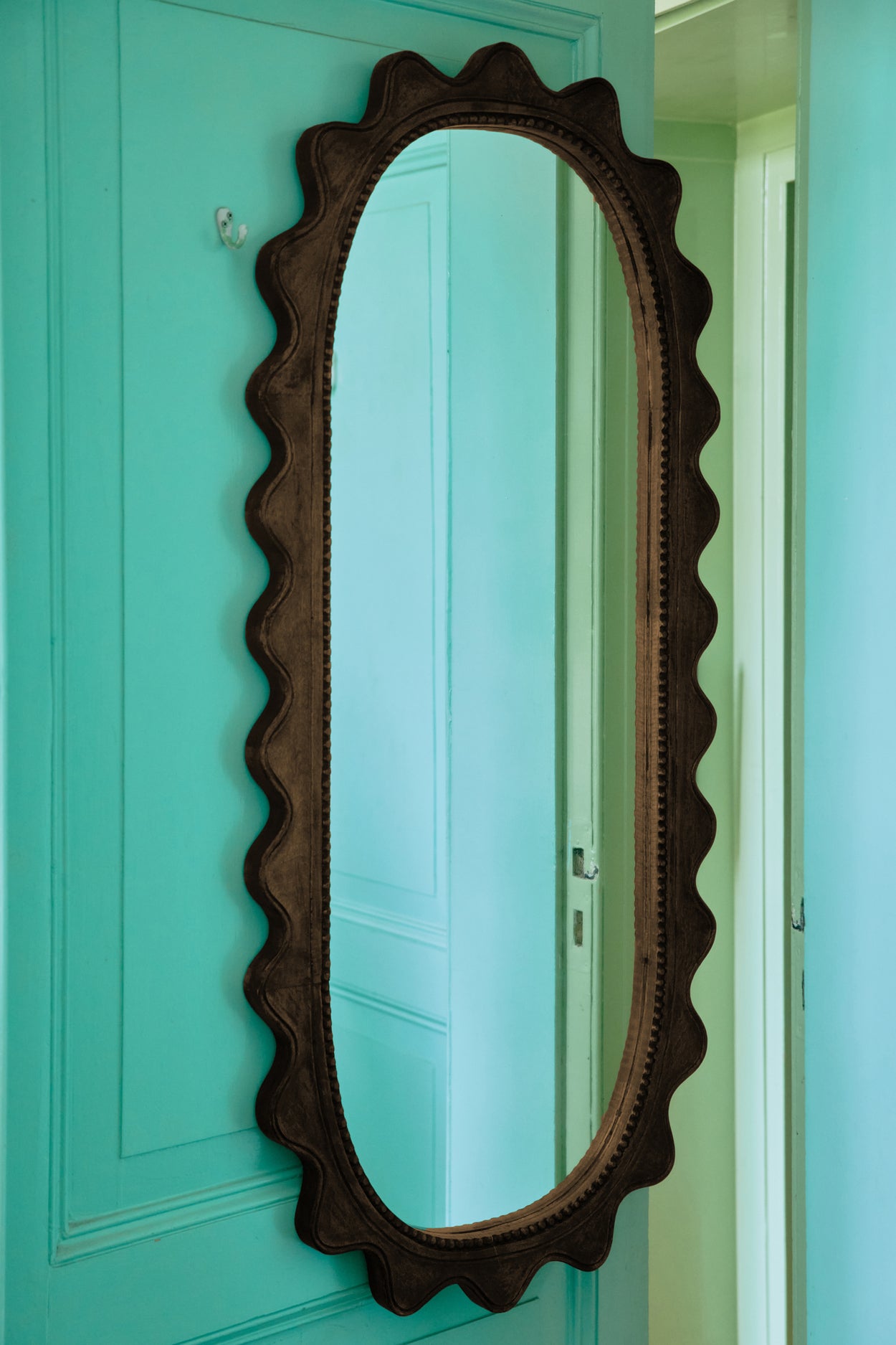 Wooden ripple mirror 135x61cm von HKliving
