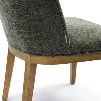 https://dam.dutchinterior.com/riviera-maison/collection/stoelen-bankjes/31154006/1920/31154006-6.webp