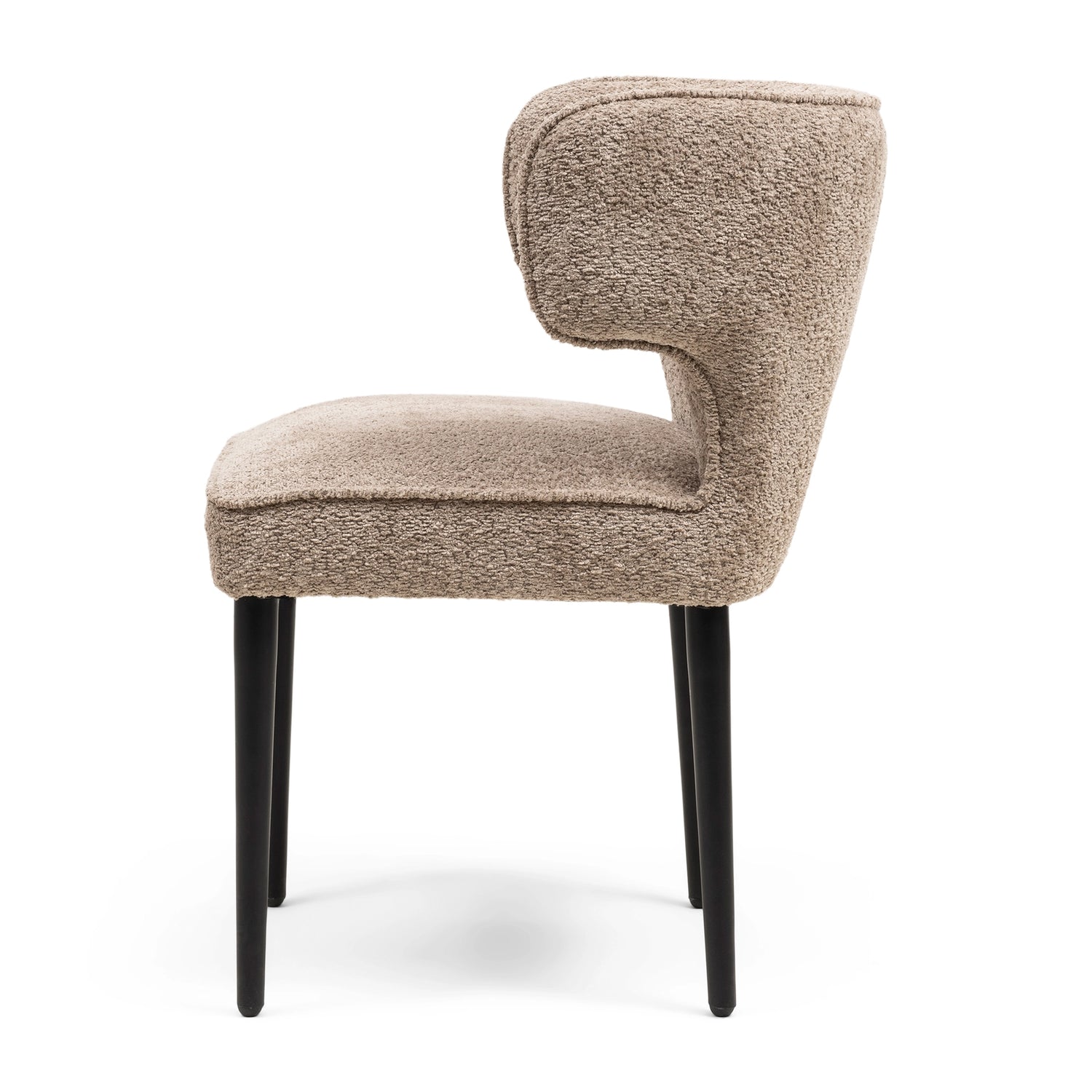 https://dam.dutchinterior.com/riviera-maison/collection/stoelen-bankjes/32651002/1920/32651002-3.webp