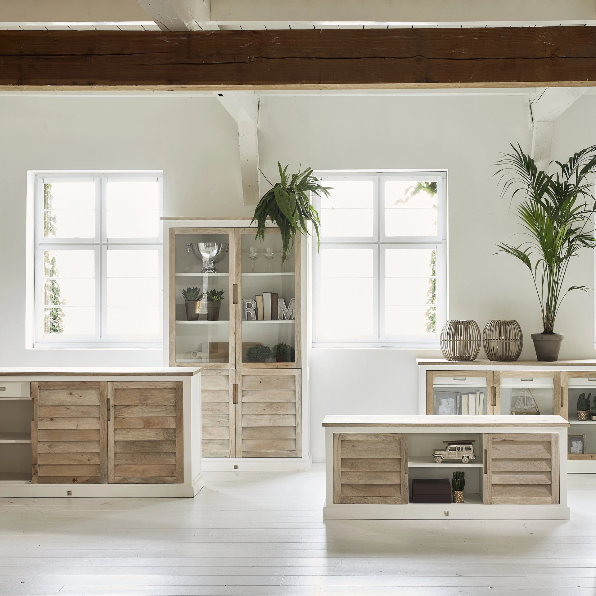 Pacifica Flatscreen Dresser