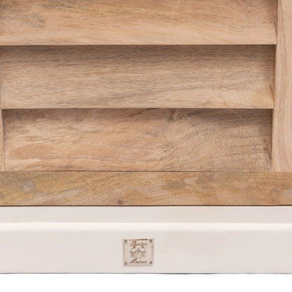 Pacifica Bed Cabine, left