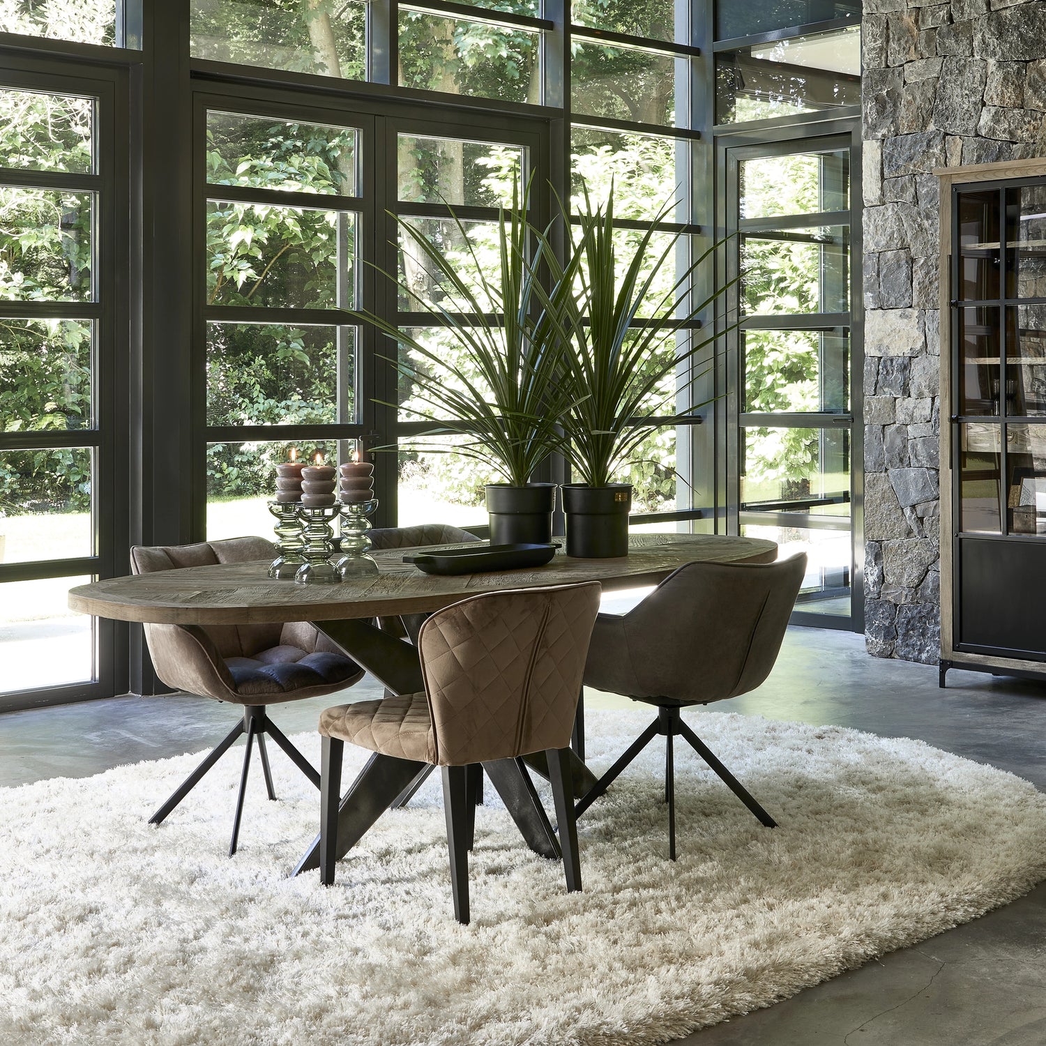 Esstisch Falcon Crest Elliptic DT 230x105 von Rivièra Maison