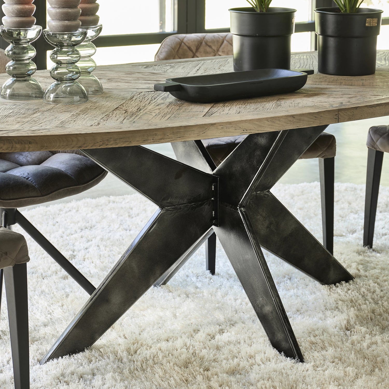 Esstisch Falcon Crest Elliptic DT 230x105 von Rivièra Maison