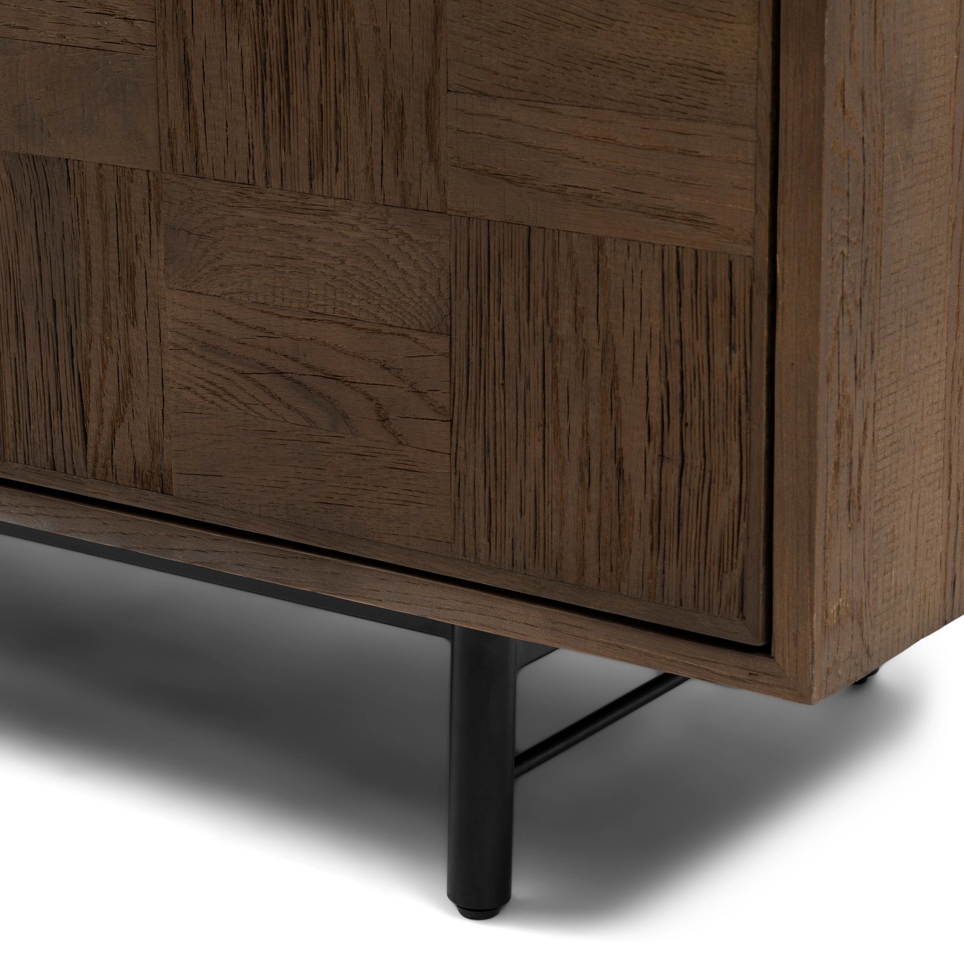 https://dam.dutchinterior.com/riviera-maison/collection/kasten/504860/1920/504860-5.webp