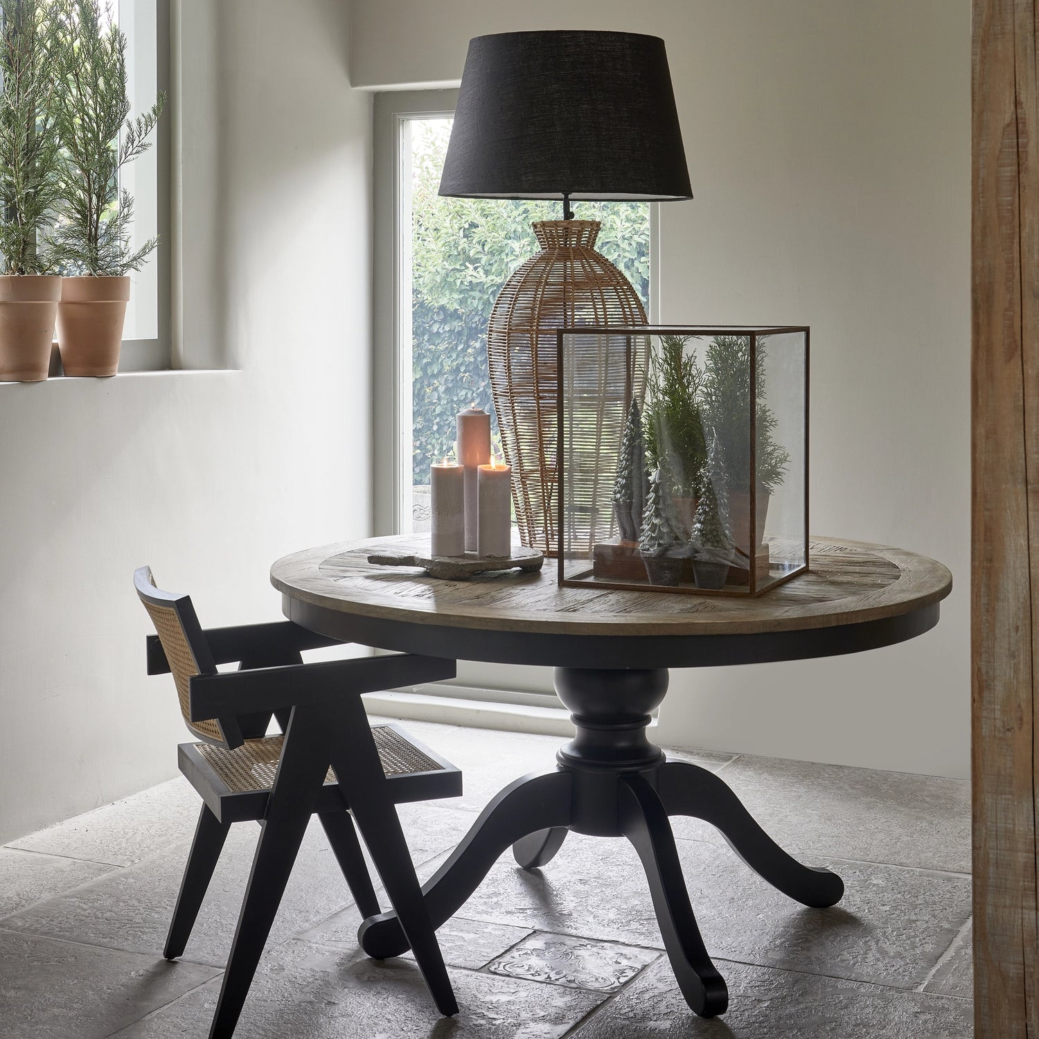 Le Marais DT Ext D140/190x140 Black von Rivièra Maison
