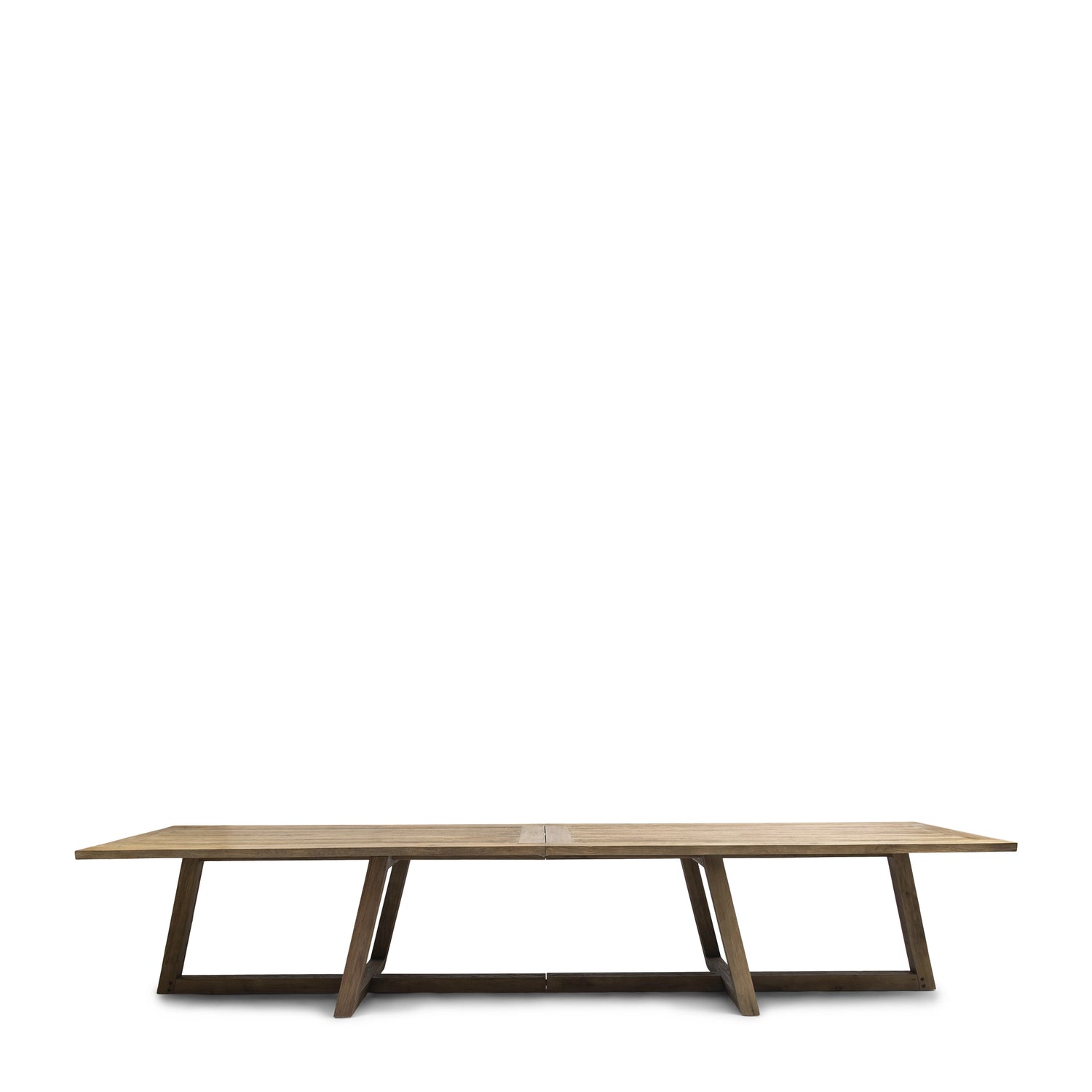 https://dam.dutchinterior.com/riviera-maison/collection/tafels/532140/1920/532140.webp