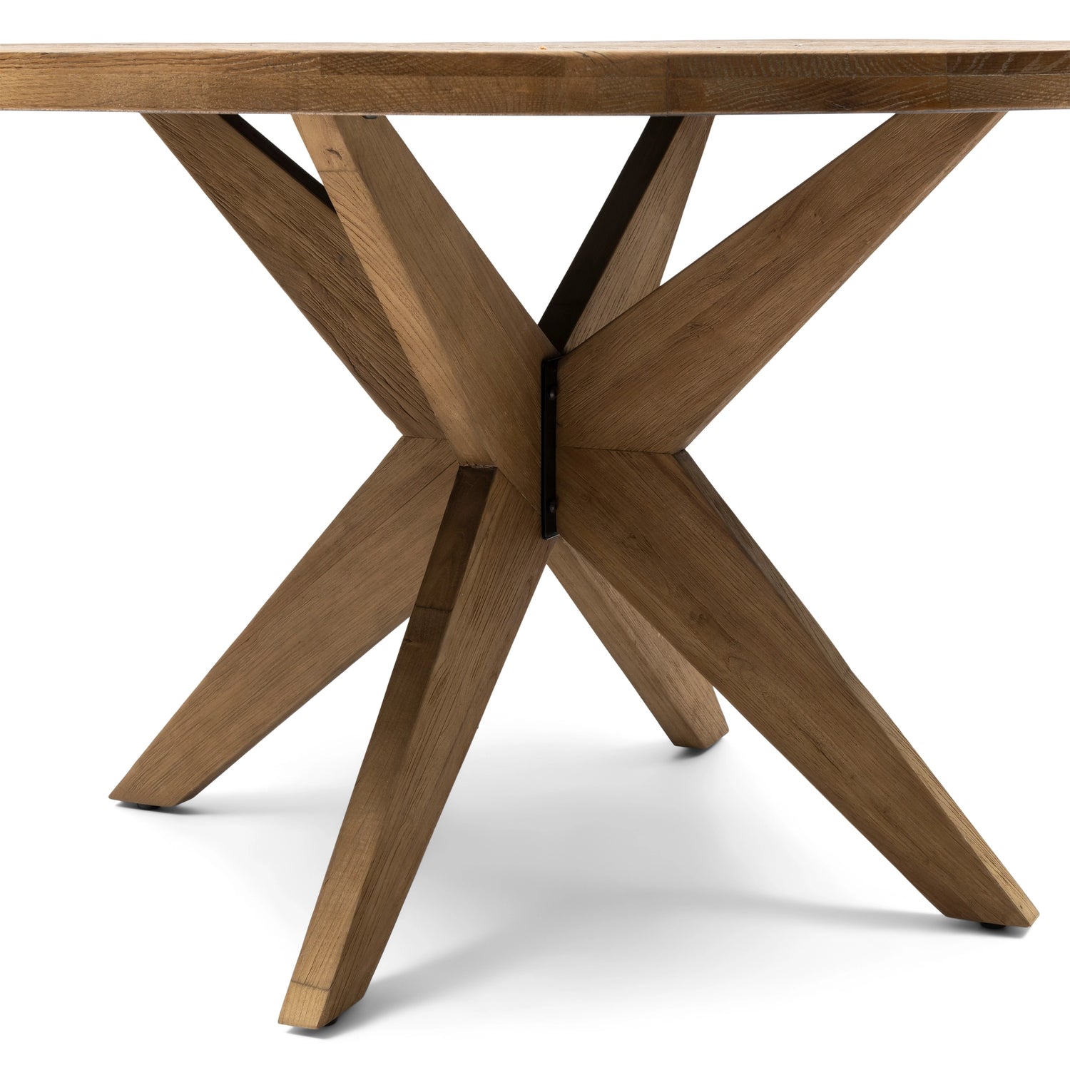 https://dam.dutchinterior.com/riviera-maison/collection/tafels/532940/1920/532940-2.webp