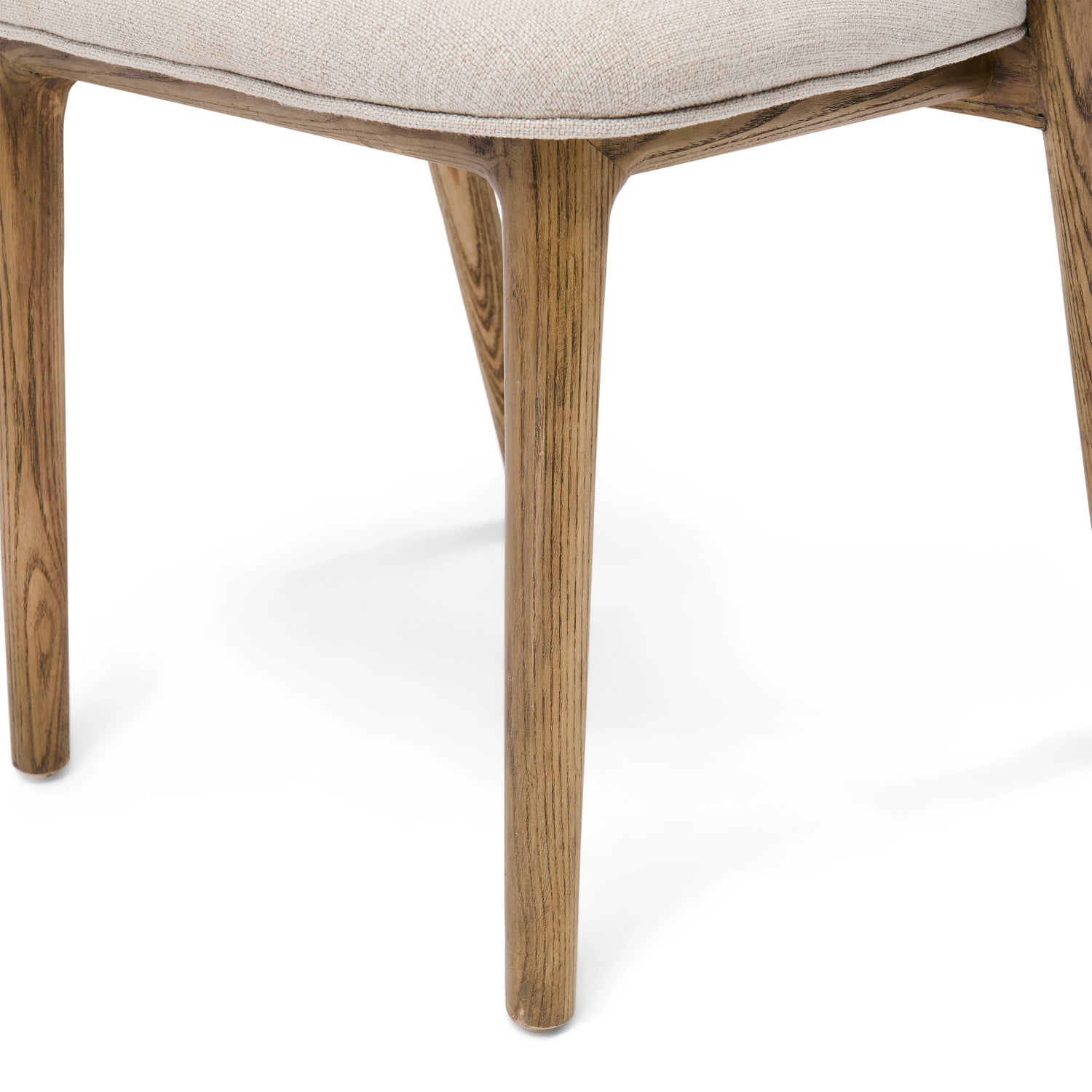 https://dam.dutchinterior.com/riviera-maison/collection/stoelen-bankjes/562120/1920/562120-4.webp