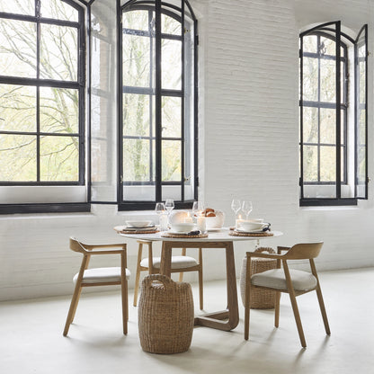 https://dam.dutchinterior.com/riviera-maison/collection/stoelen-bankjes/566180/1920/566180-7.webp