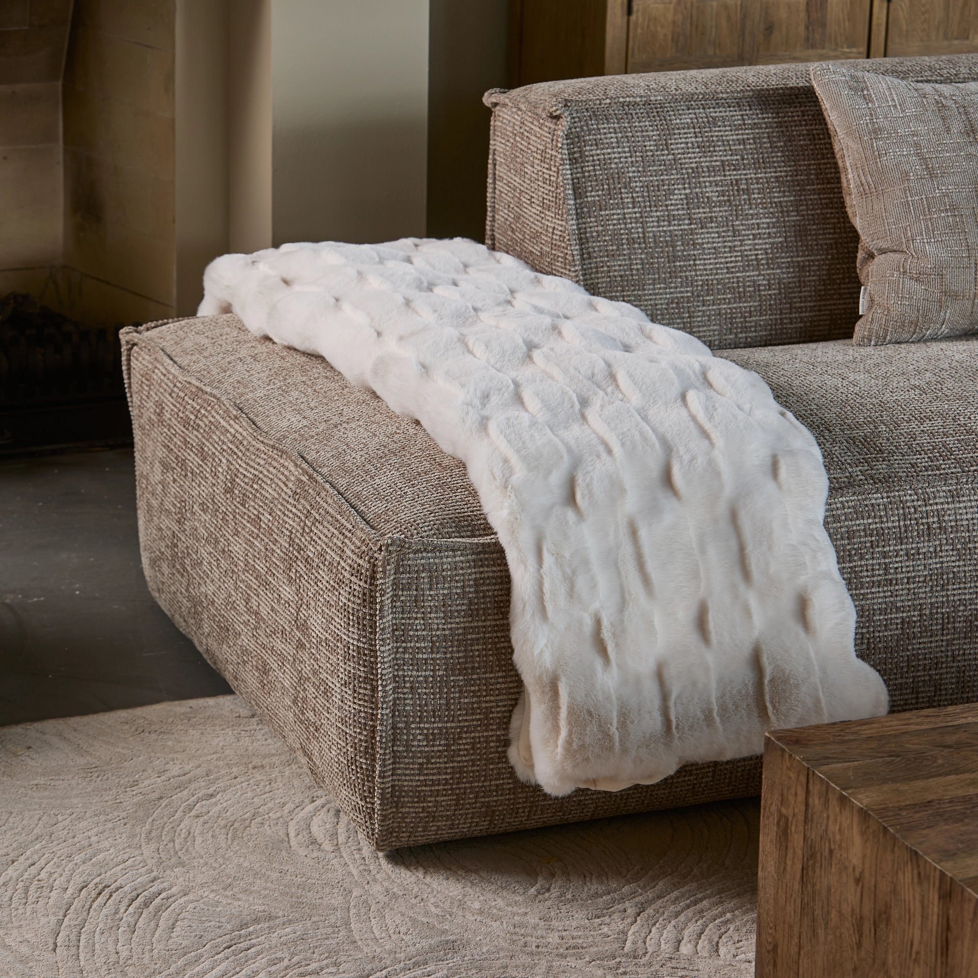 Romolo Faux Fur Throw 180x130cm von Rivièra Maison