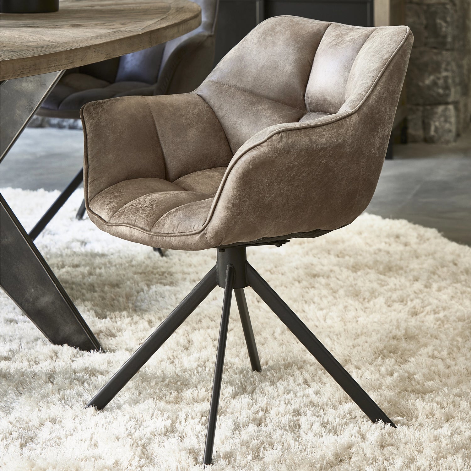 https://dam.dutchinterior.com/riviera-maison/collection/stoelen-bankjes/7650002/1920/7650002-1.webp