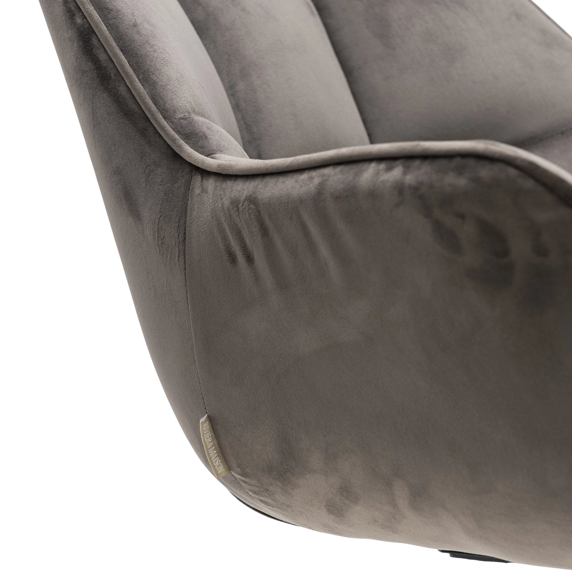 https://dam.dutchinterior.com/riviera-maison/collection/stoelen-bankjes/7664001/1920/7664001-6.webp