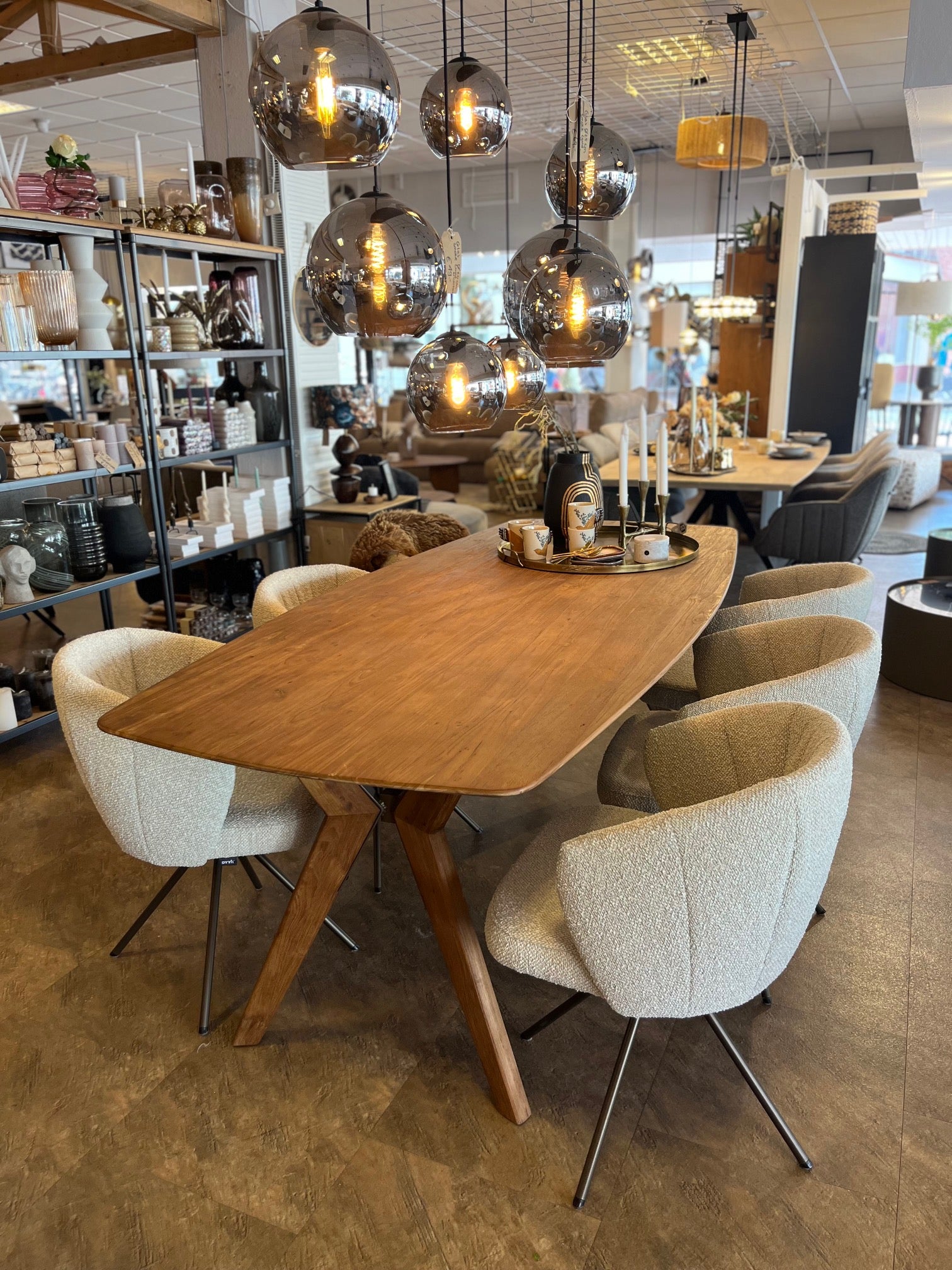 Esstisch Kupu Kupu - Showroom - Selbstabholung