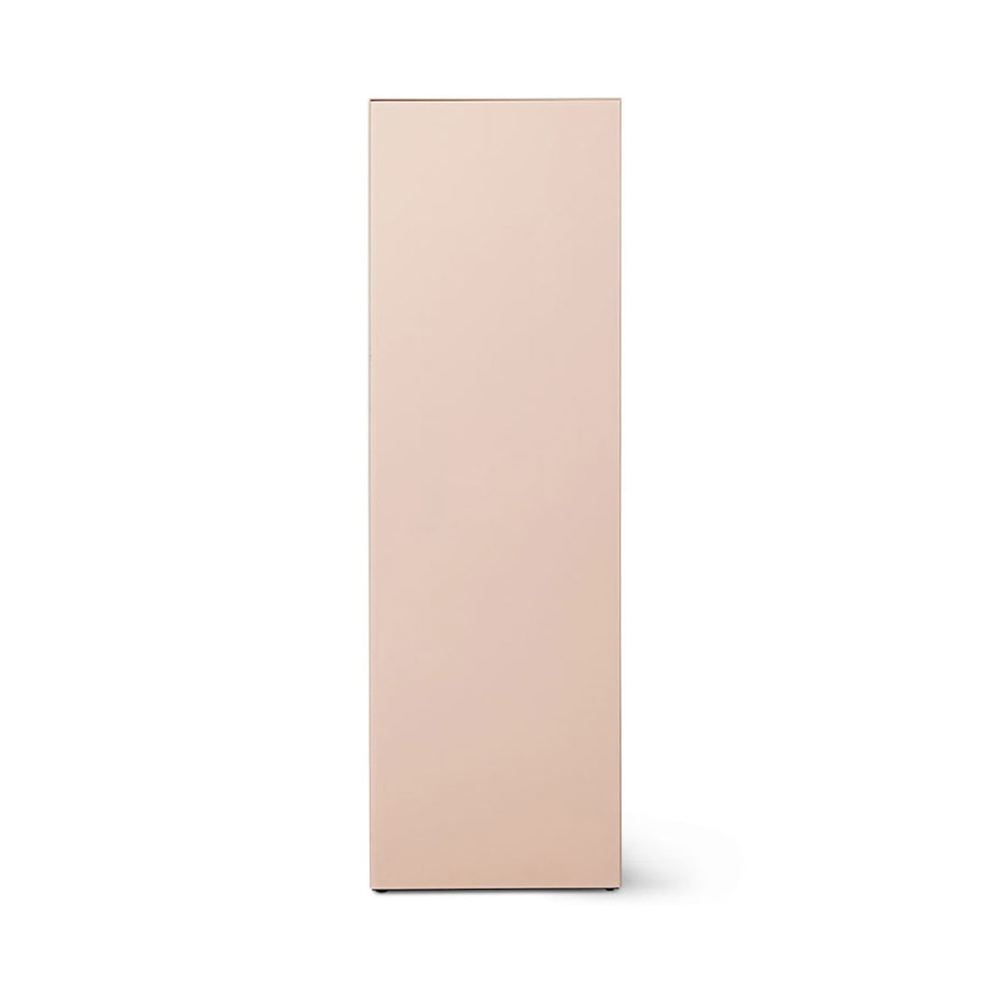 https://www.hkliving.com/media/txaf3ml3/aoa0909_eg.jpg?rxy=0.5005035741482227,0.924242796433221&amp;width=1250&amp;height=1250&amp;rnd=133602497500070000