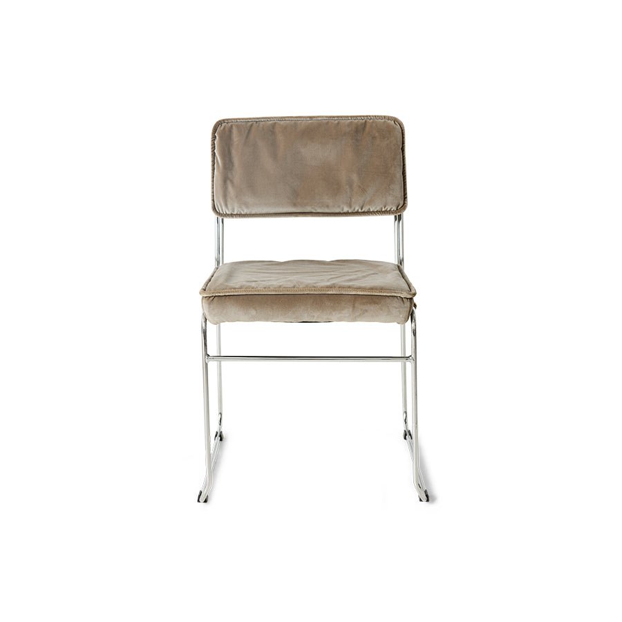 Endless dining chair: velvet, dirty chai von HKliving