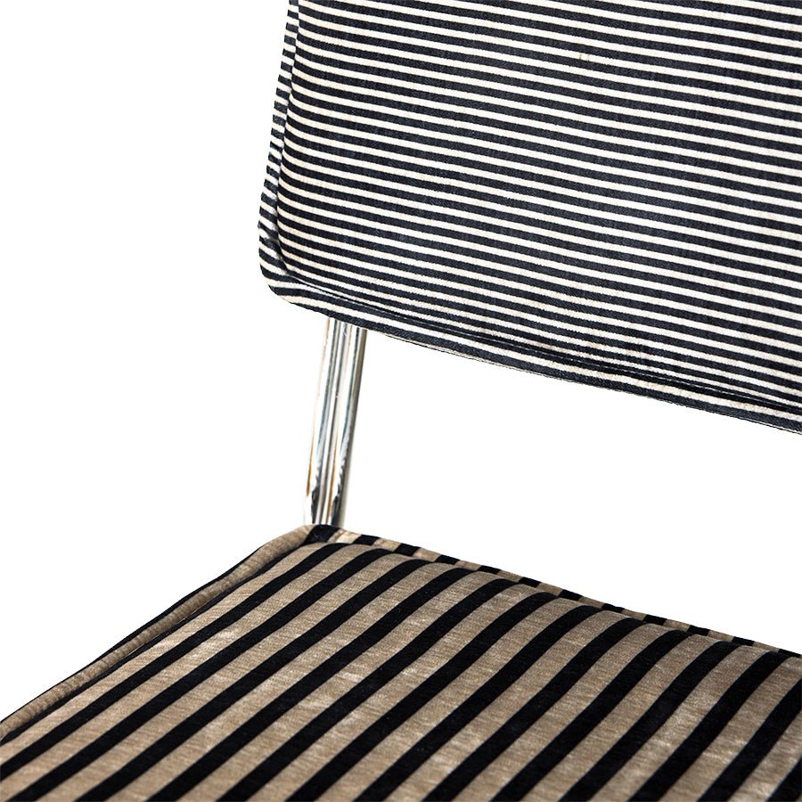 Endless dining chair: stripe, monochrome von HKliving