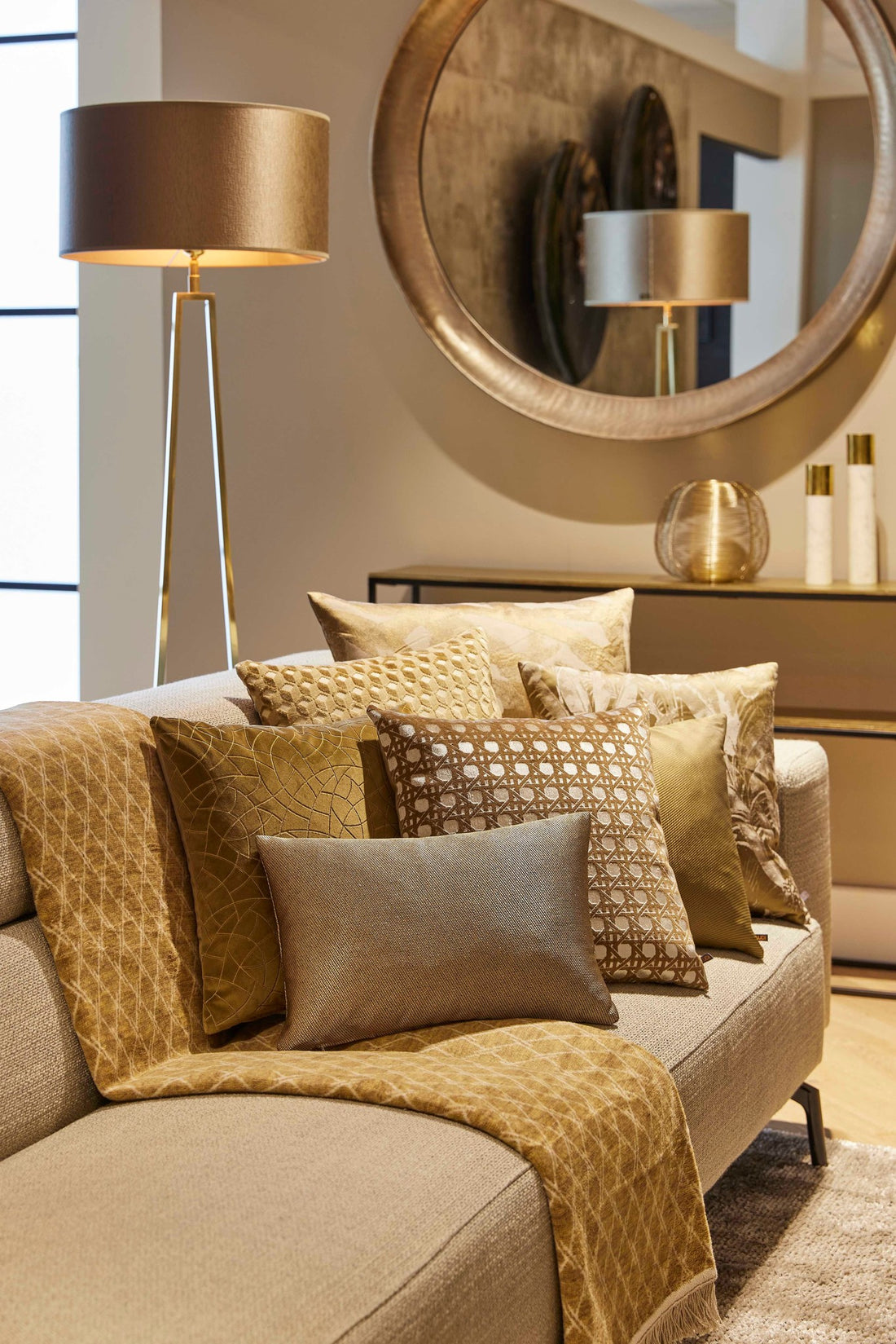 Kissen Diamo, Dark Gold